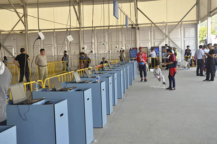 華旭J15S身份證閱讀器現(xiàn)場圖片